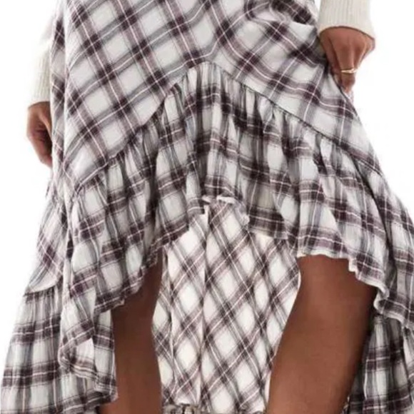 Sincerely Jules Black and White Plaid Ruffle High-Low Skirt - Picture 5 of 5